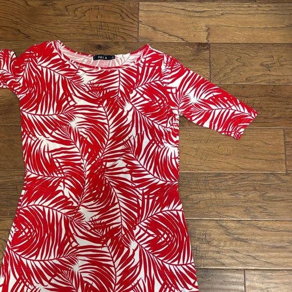 Yala 95% Bamboo Red and White Leaf Print Dress - Picture 3 of 6